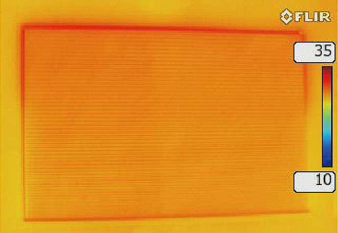 ハニカム構造・断熱ブラインド設置後のサーモ画像（夏）